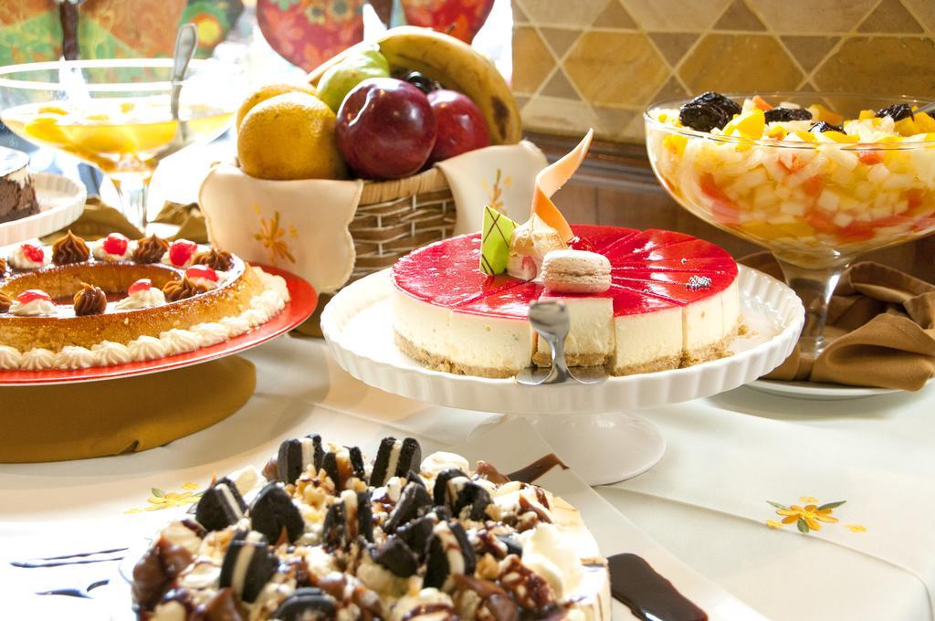 Hotel Las Margaritas 亚松森 外观 照片