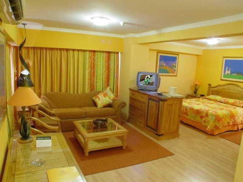 Hotel Las Margaritas 亚松森 客房 照片