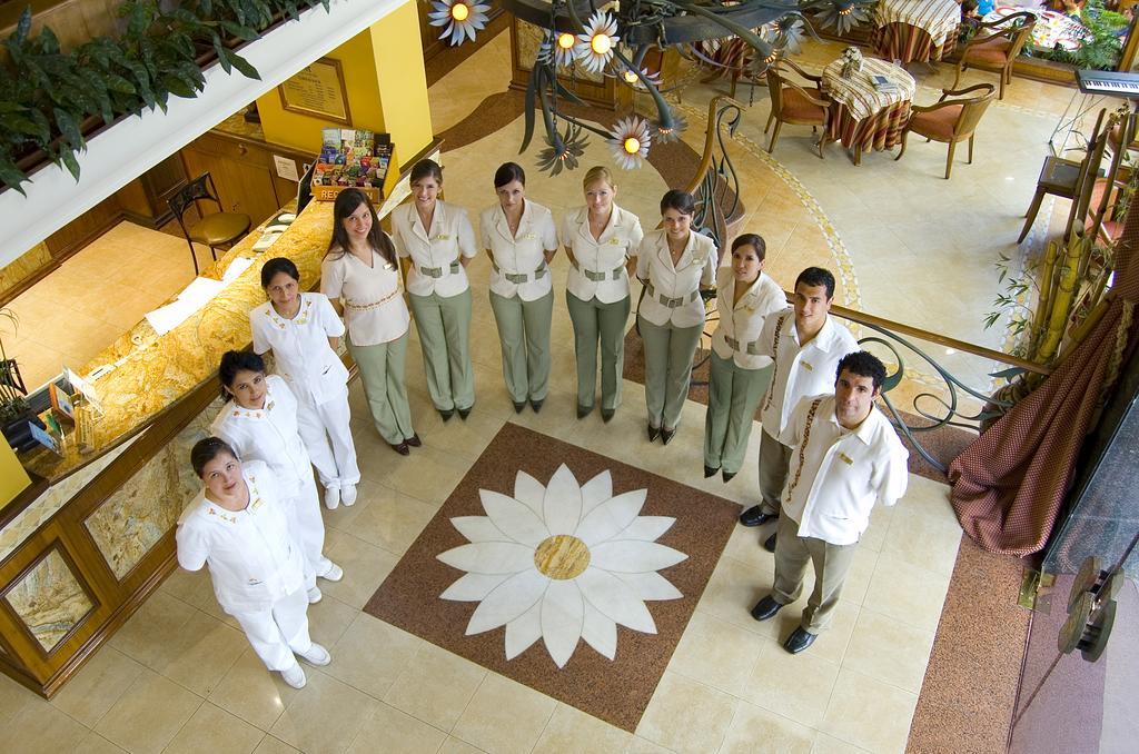Hotel Las Margaritas 亚松森 外观 照片