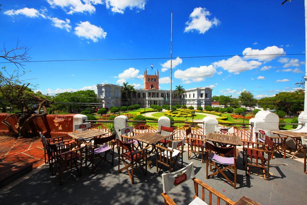 Hotel Las Margaritas 亚松森 外观 照片