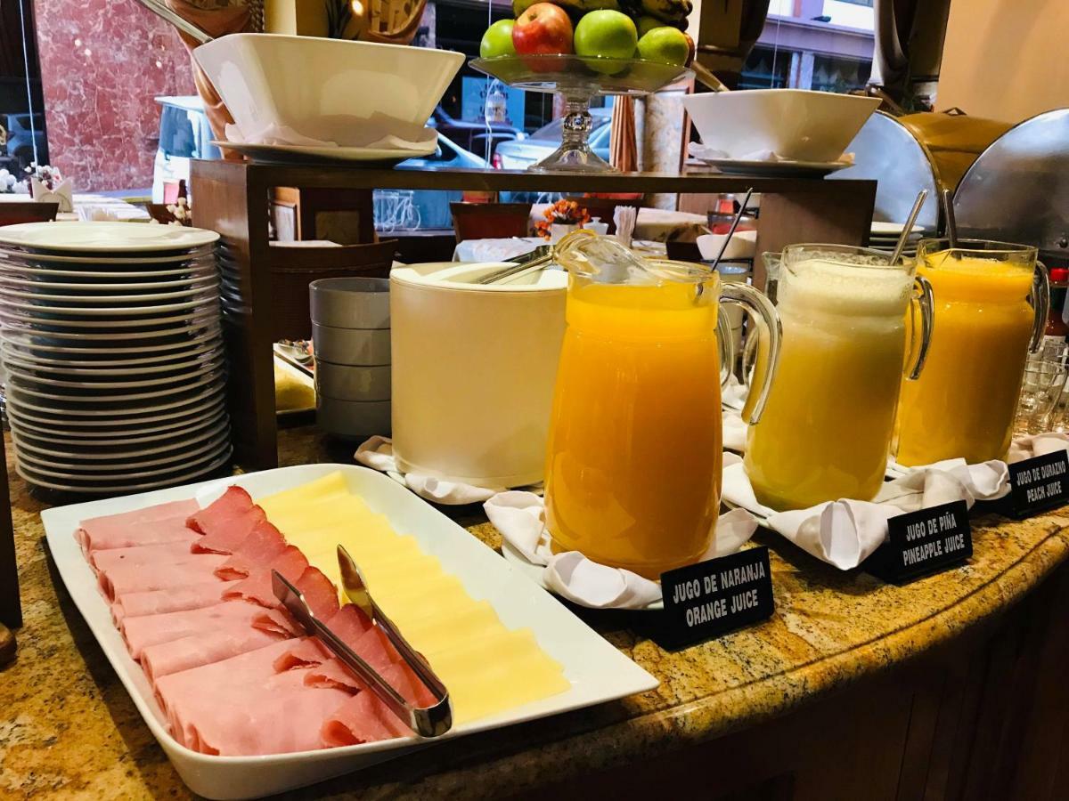 Hotel Las Margaritas 亚松森 外观 照片